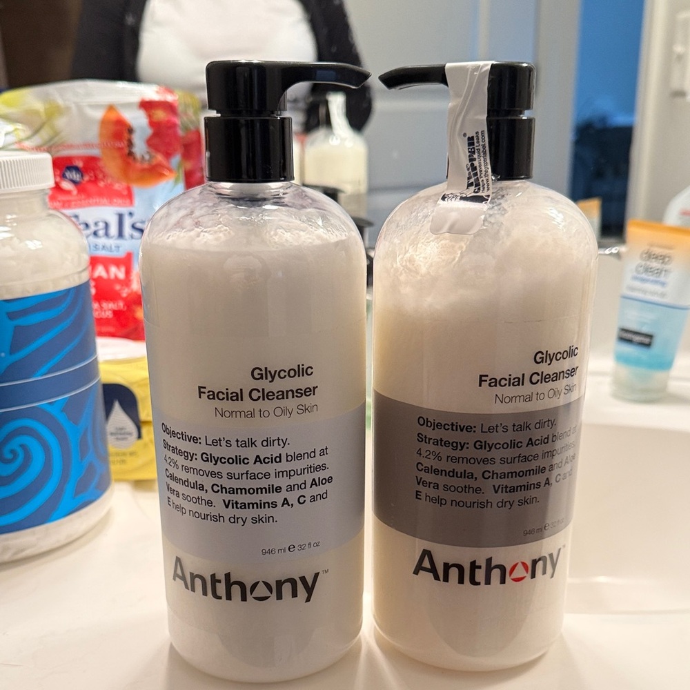 Anthony Glycolic Facial Cleanser for Men – White